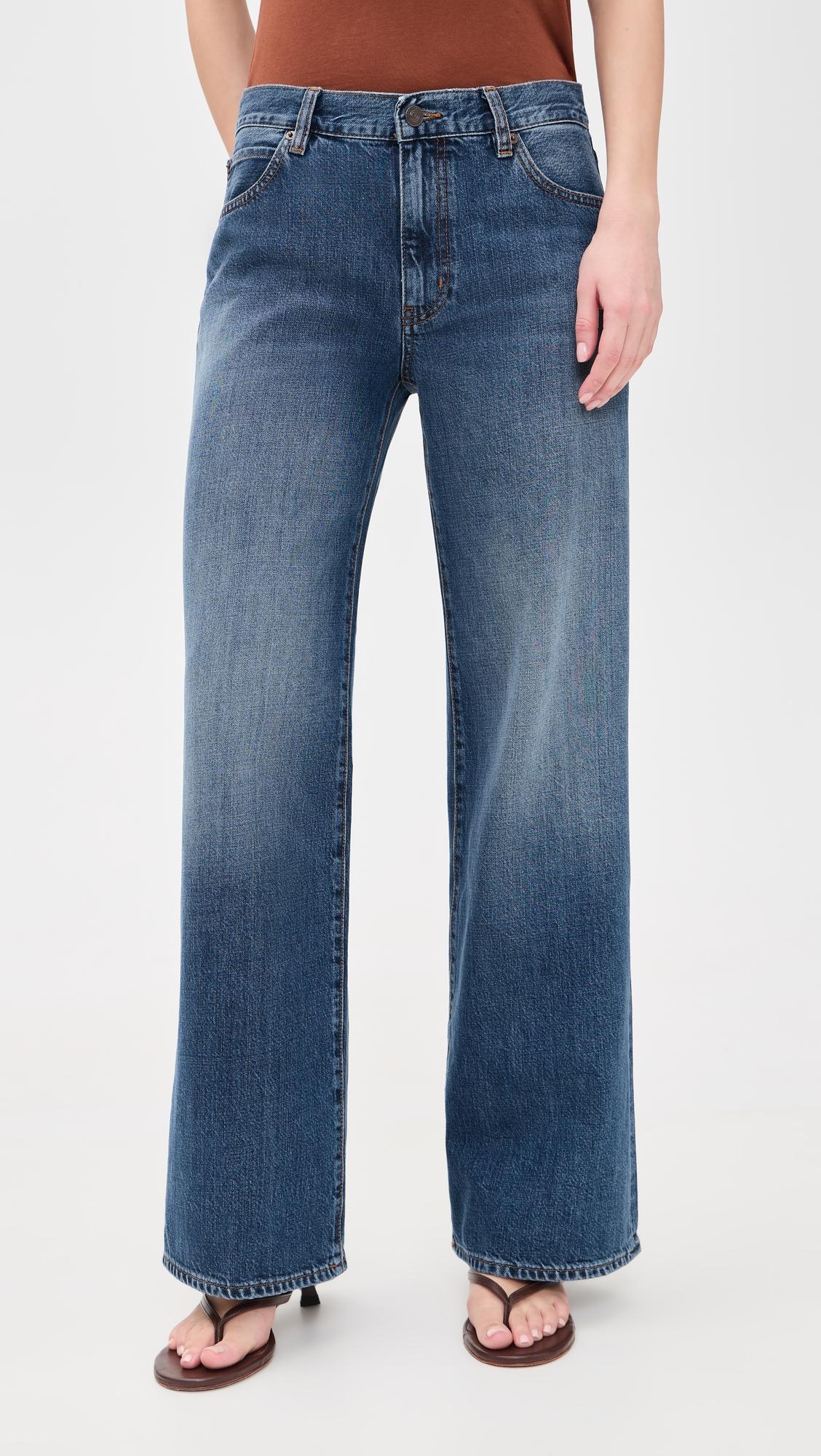 The Off Duty Stroll Jeans by FRAME