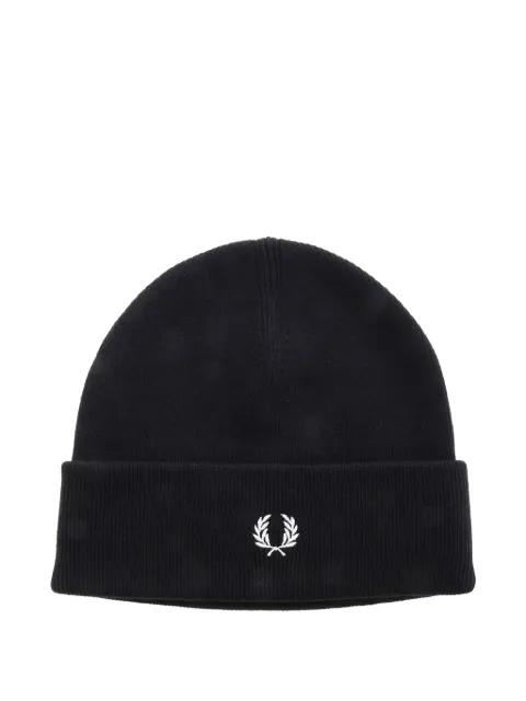logo-detail beanie by FRED PERRY