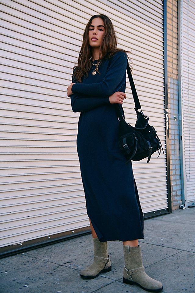 Simply Chic Sweater Maxi Dress by FREE-EST