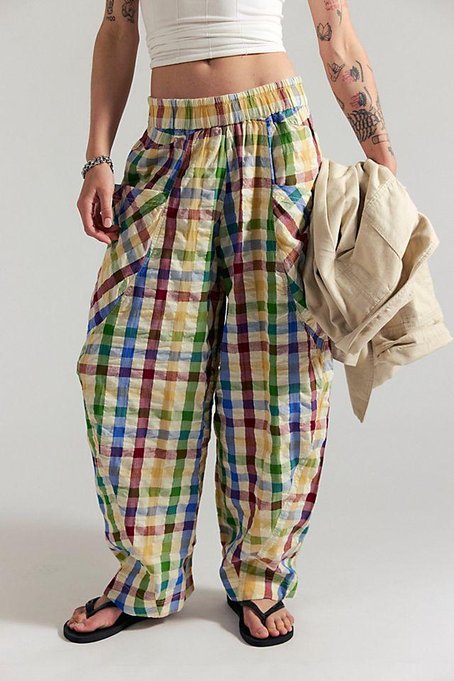Freehold Gingham Pull-On Pants by FREE PEOPLE