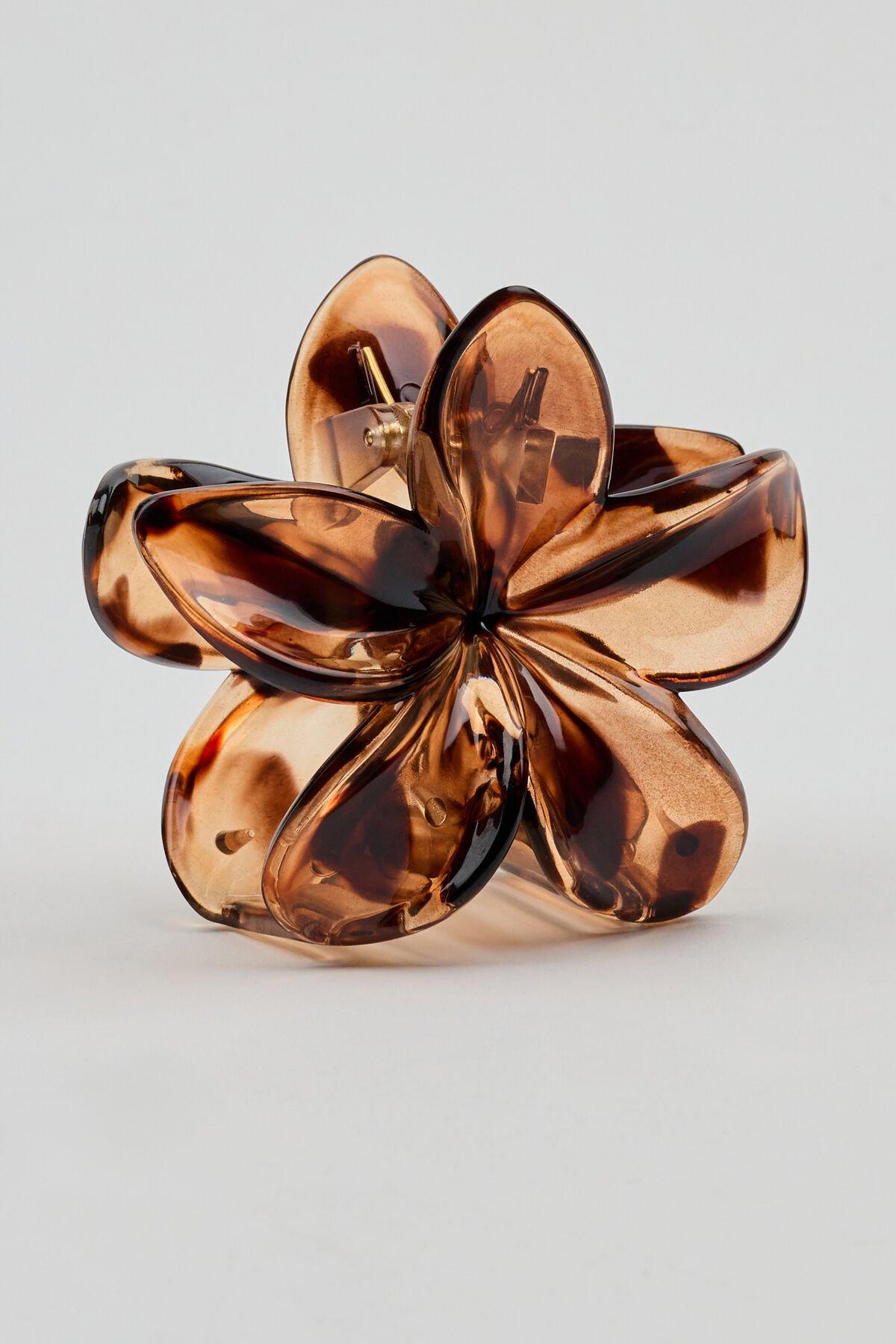 Flower Hair Claw by GARAGE