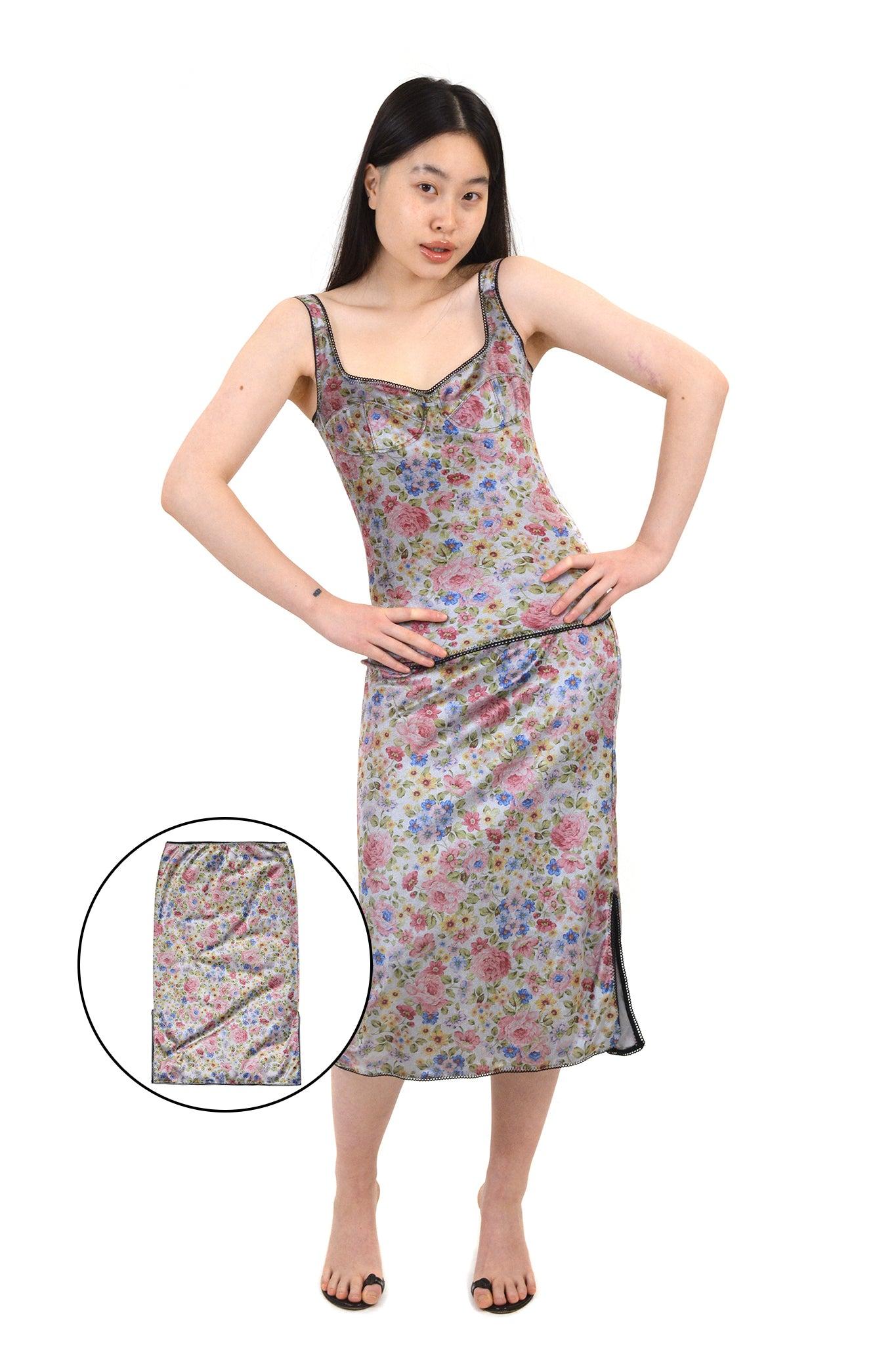 Gauntlett Cheng Floral Velvet Skirt by GAUNTLETT CHENG
