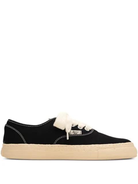 Kiefer canvas sneakers by GENERAL SCALE.