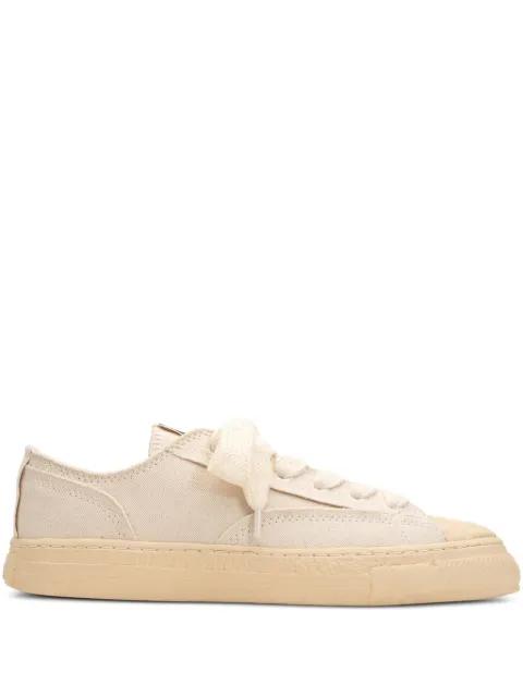 Roy canvas sneakers by GENERAL SCALE.
