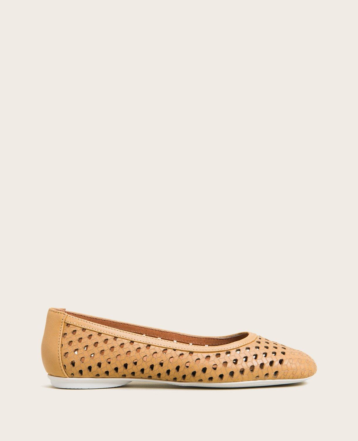 Gentle Souls - Eugene Travel Packable Woven Ballet Flat by GENTLE SOULS