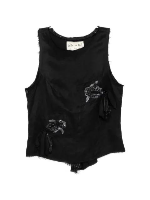 embroidery sleeveless top by GG IN RED