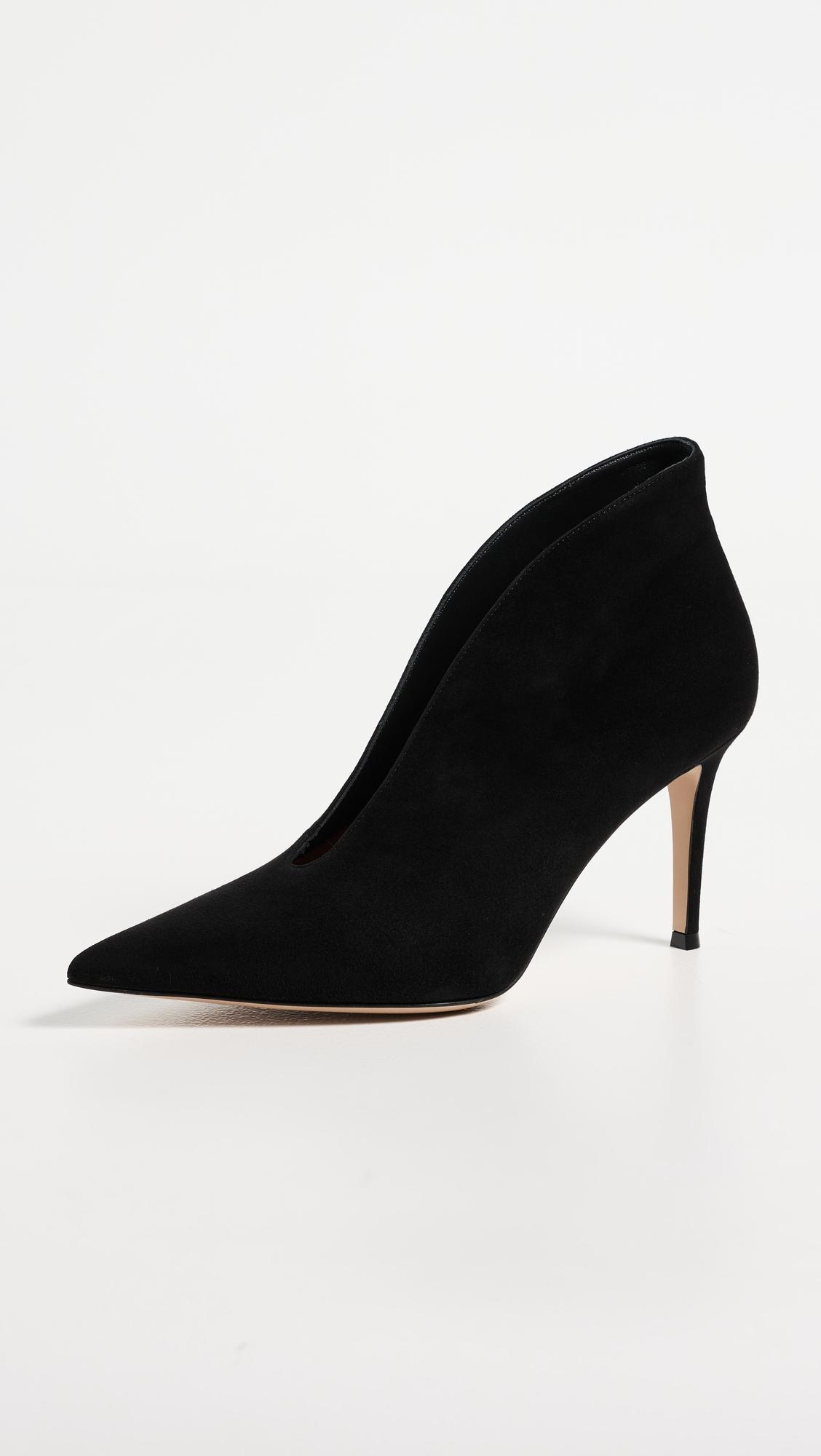 Vania Camoscio Heels by GIANVITO ROSSI