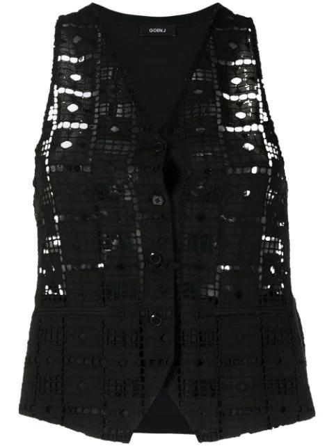cut out-detail vest by GOEN.J