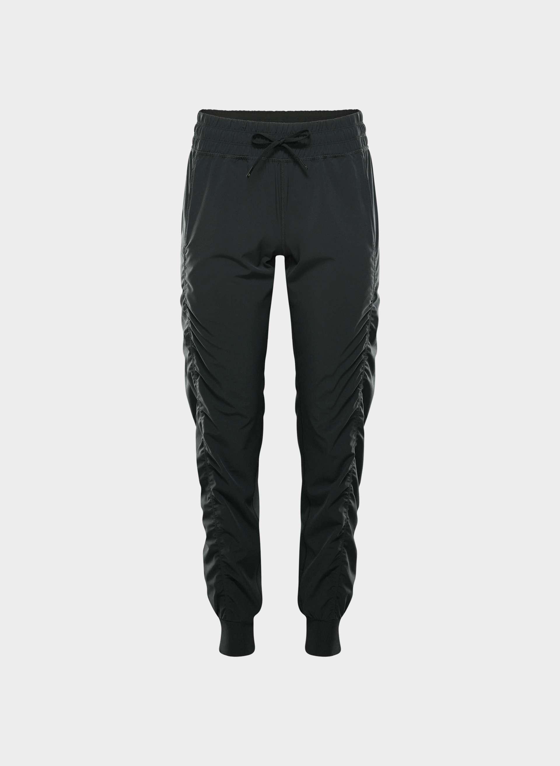 CALIBRATE JOGGER by GOLDEN