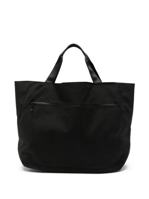 zip-pocket tote bag by GOLDWIN