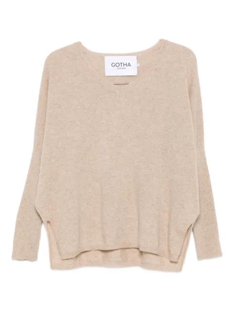 V-neck long-sleeve sweater by GOTHA