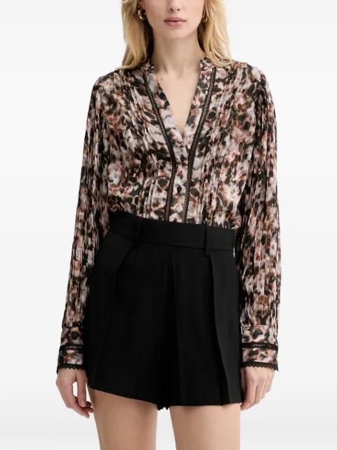 buttoned blouse by GUESS USA
