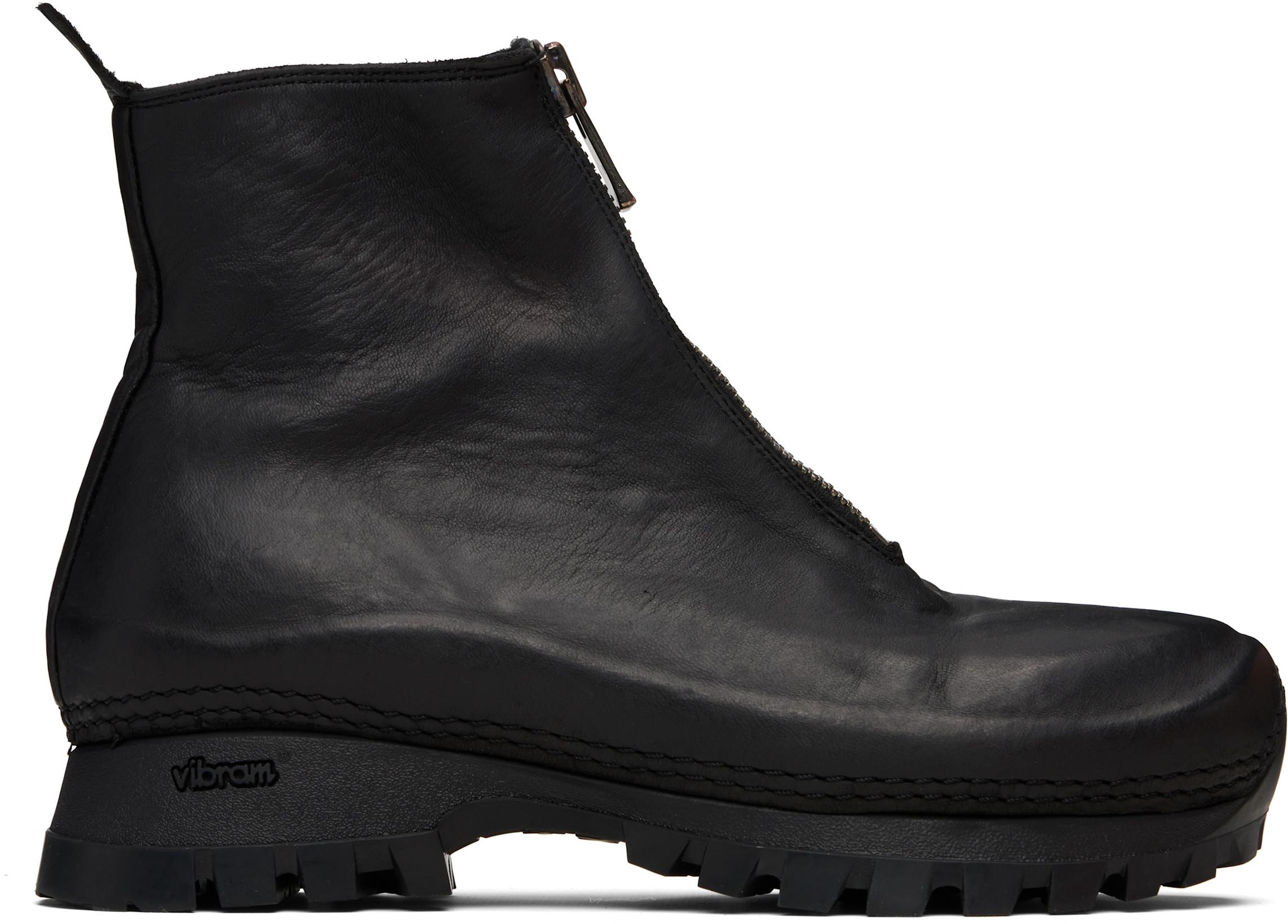 Black VS01 Boots by GUIDI