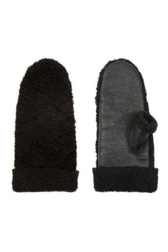 Shearling thumbless mitten by GUSHLOW&COLE