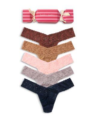 Signature Lace Low Rise Thong by HANKY PANKY