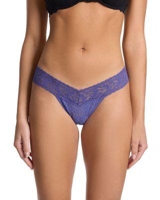 Signature Lace Low Rise Thongs by HANKY PANKY