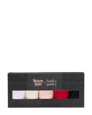 Signature Lace Low Rise Thongs by HANKY PANKY