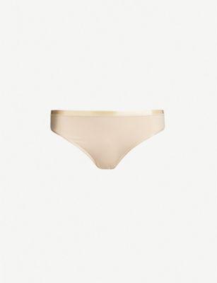 Seamless stretch-cotton thong by HANRO