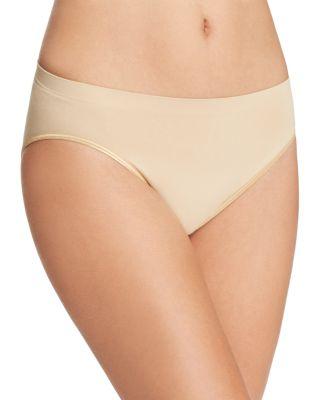 Touch Feeling High-Cut Briefs by HANRO
