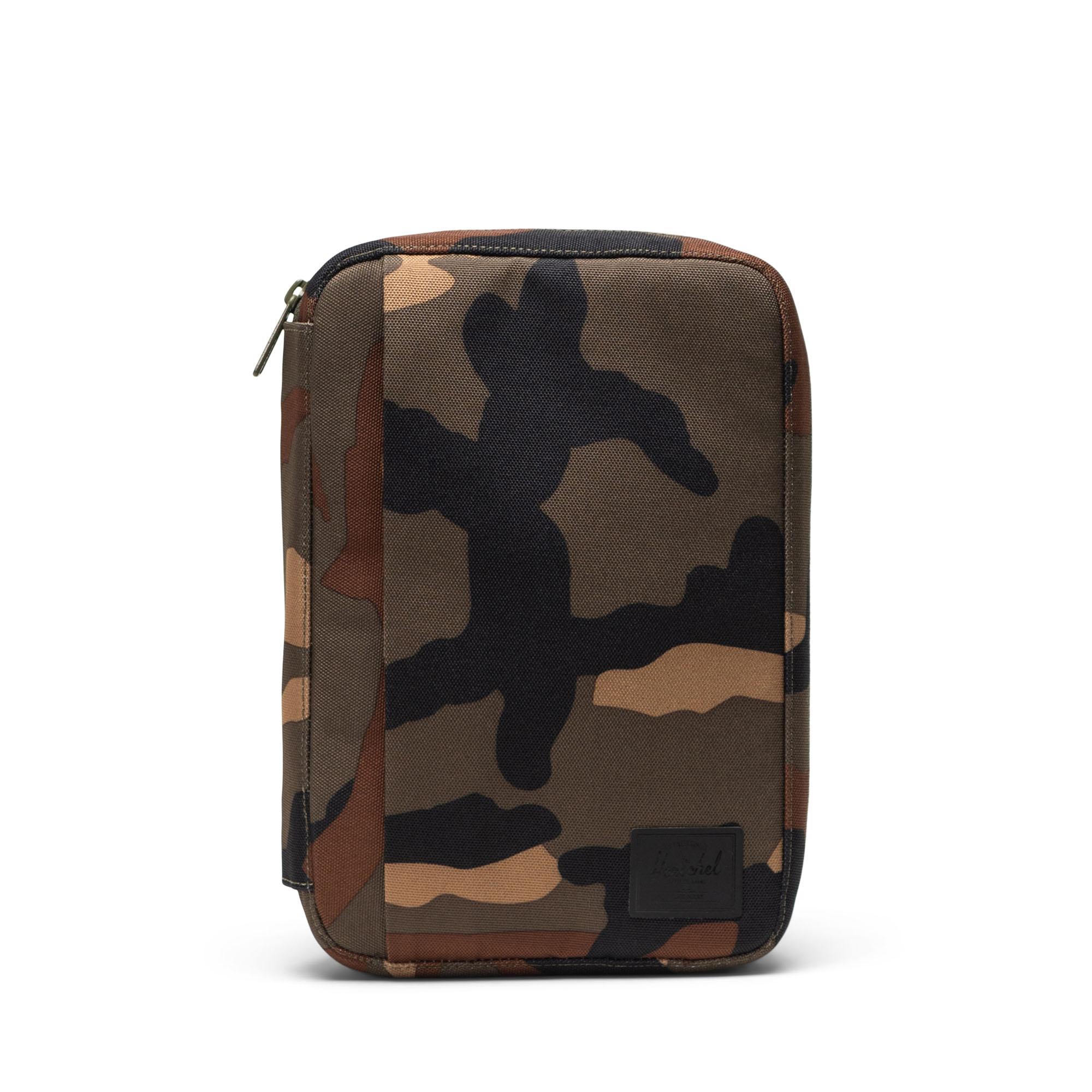 Burrard Organizer | Tech - 2.6L by HERSCHEL SUPPLY CO