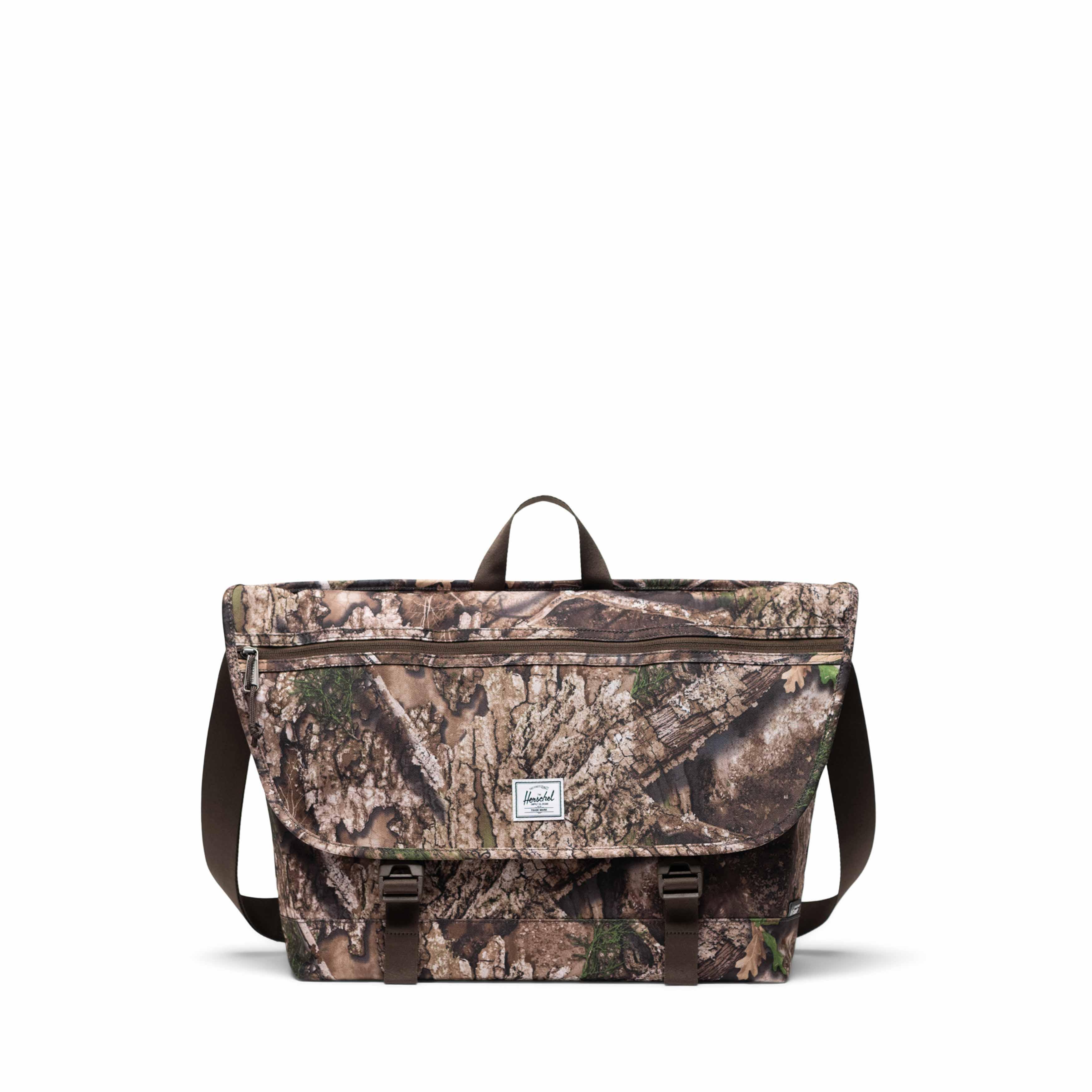 Realtree® Cove Messenger - 22.5L by HERSCHEL SUPPLY CO