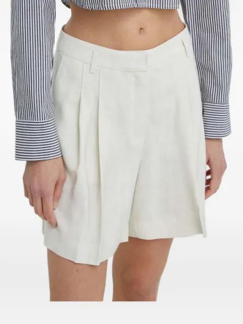 pleated belt-loops shorts by HERSKIND