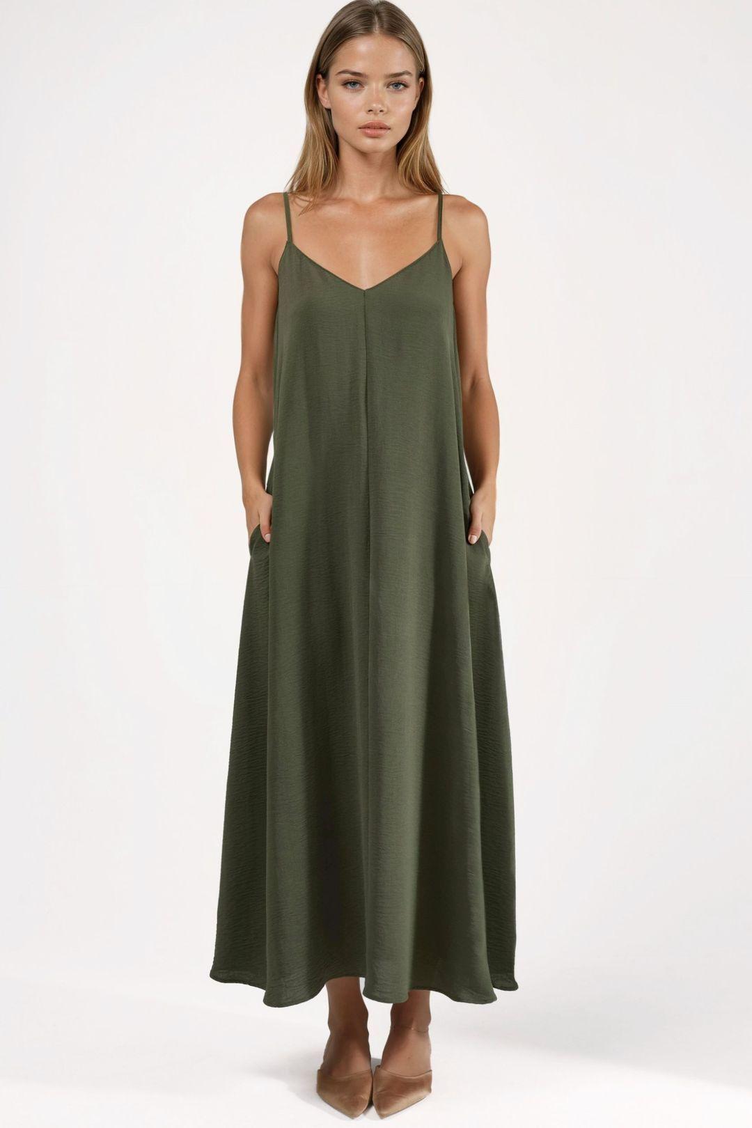 A-Form Maxi Dress by HICCUP