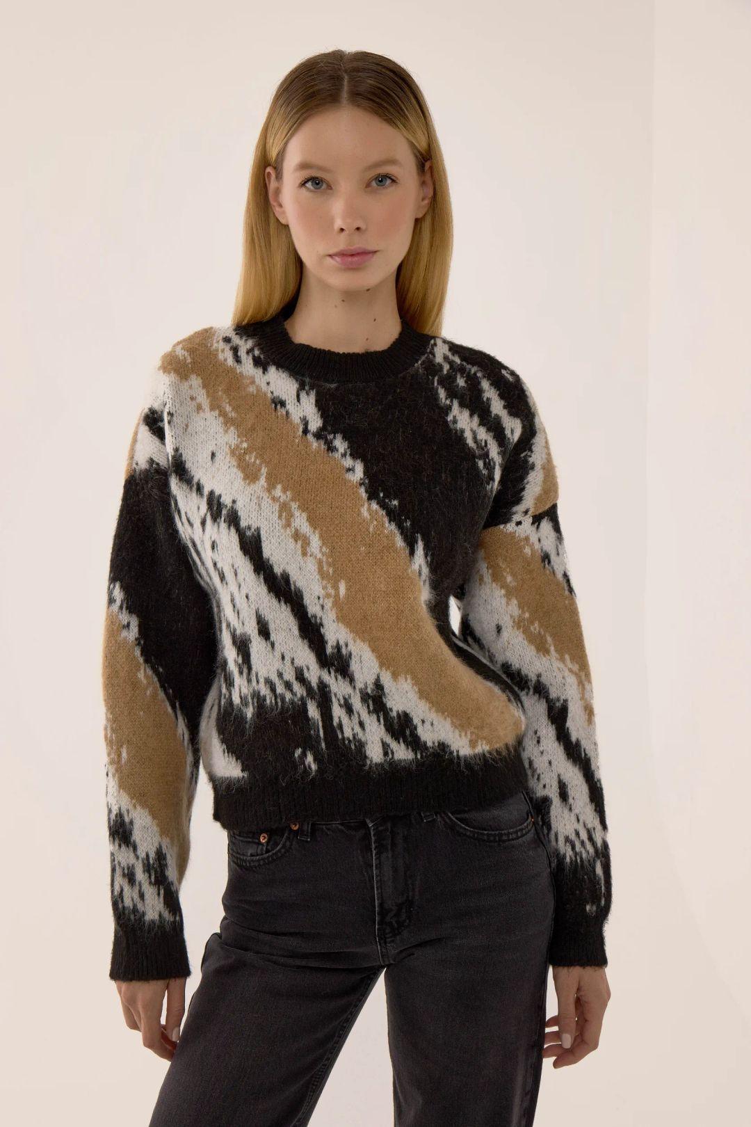 Abstract Pattern Sweater by HICCUP