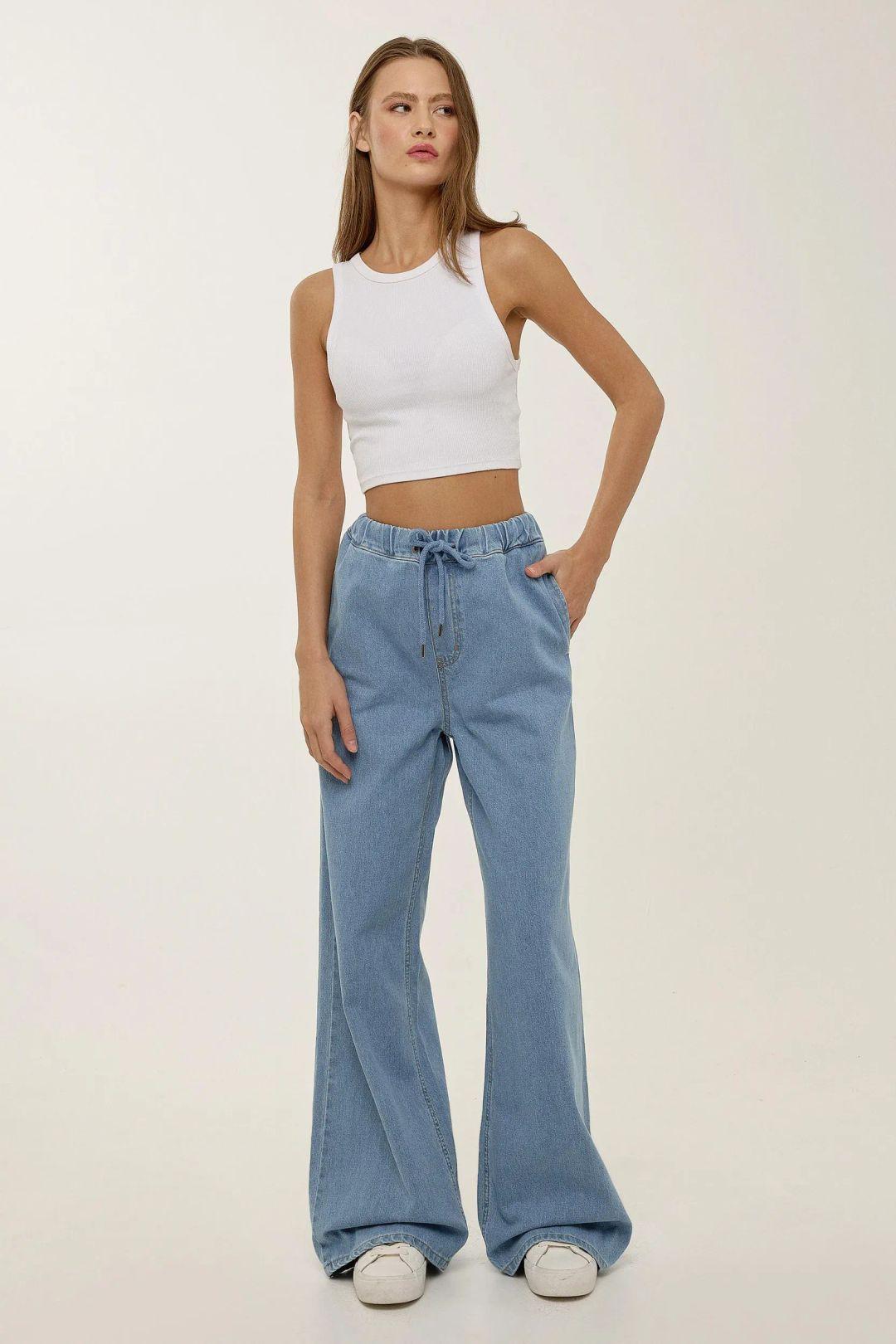 Corded High Waist Wide Leg Jeans by HICCUP