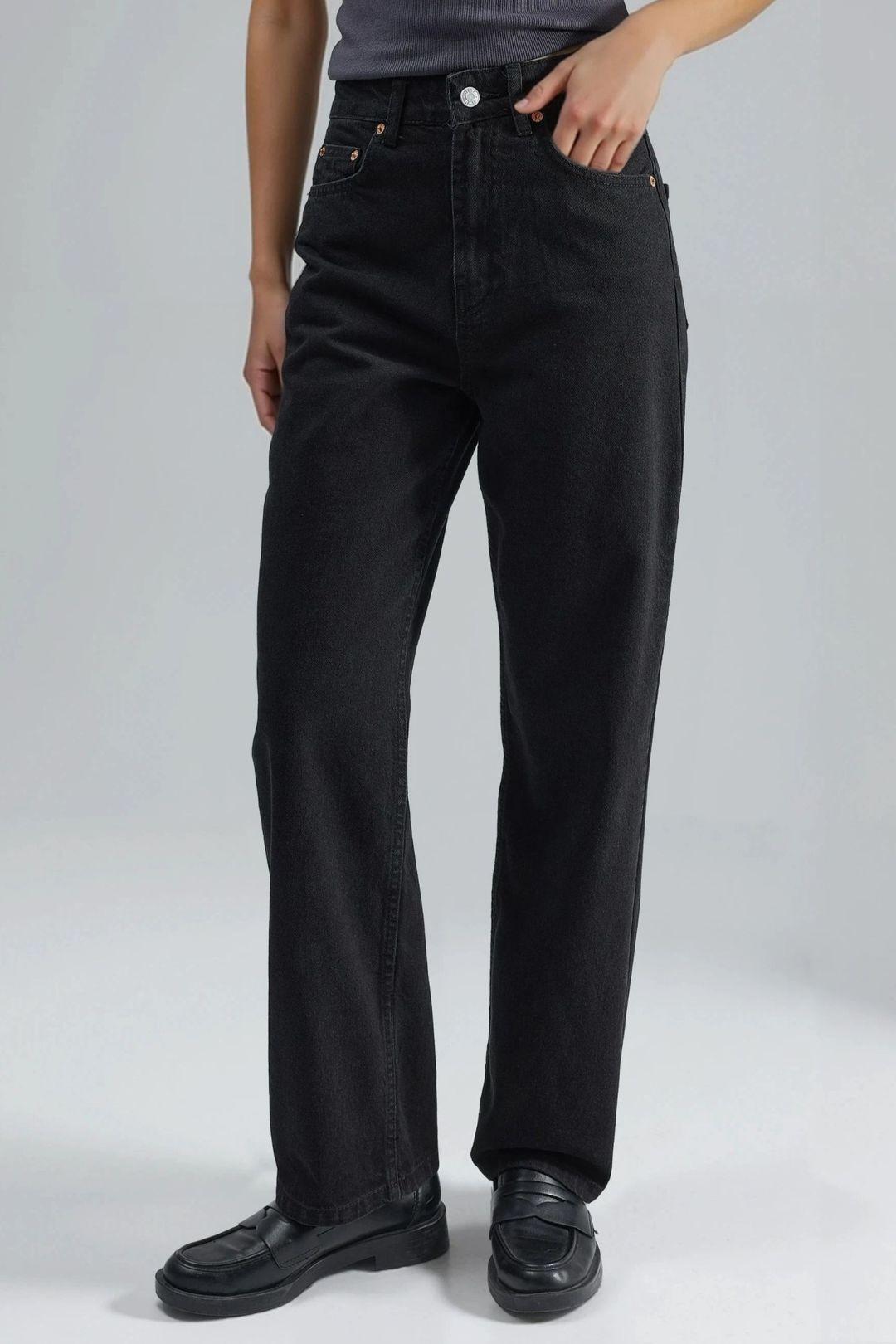 High Waist Mom Jeans by HICCUP
