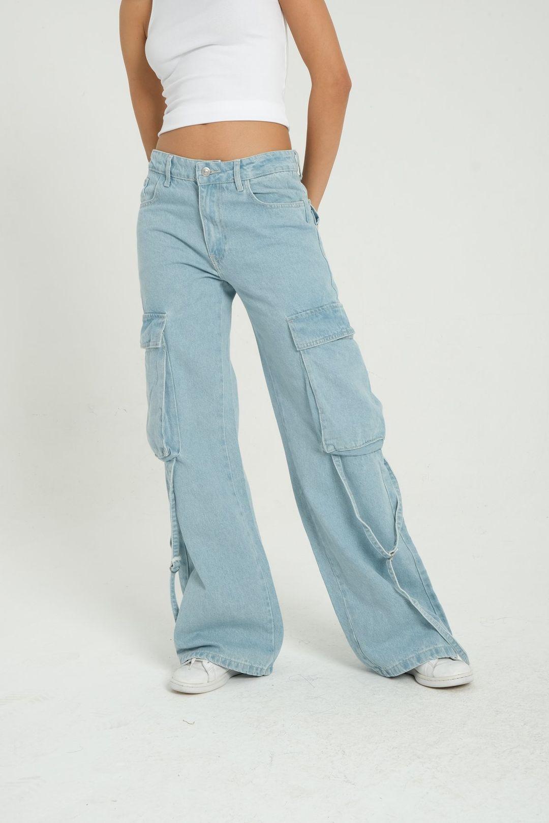 High Waist Pocket Cargo Jeans by HICCUP