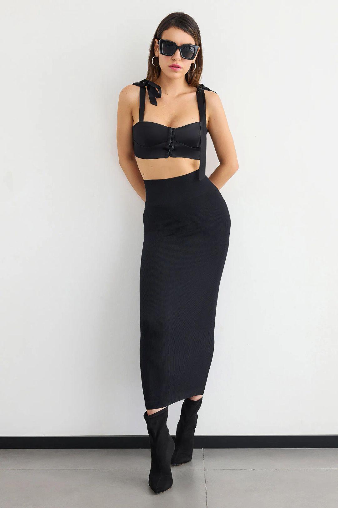 High-Waist Ribbed Woven Midi Skirt by HICCUP