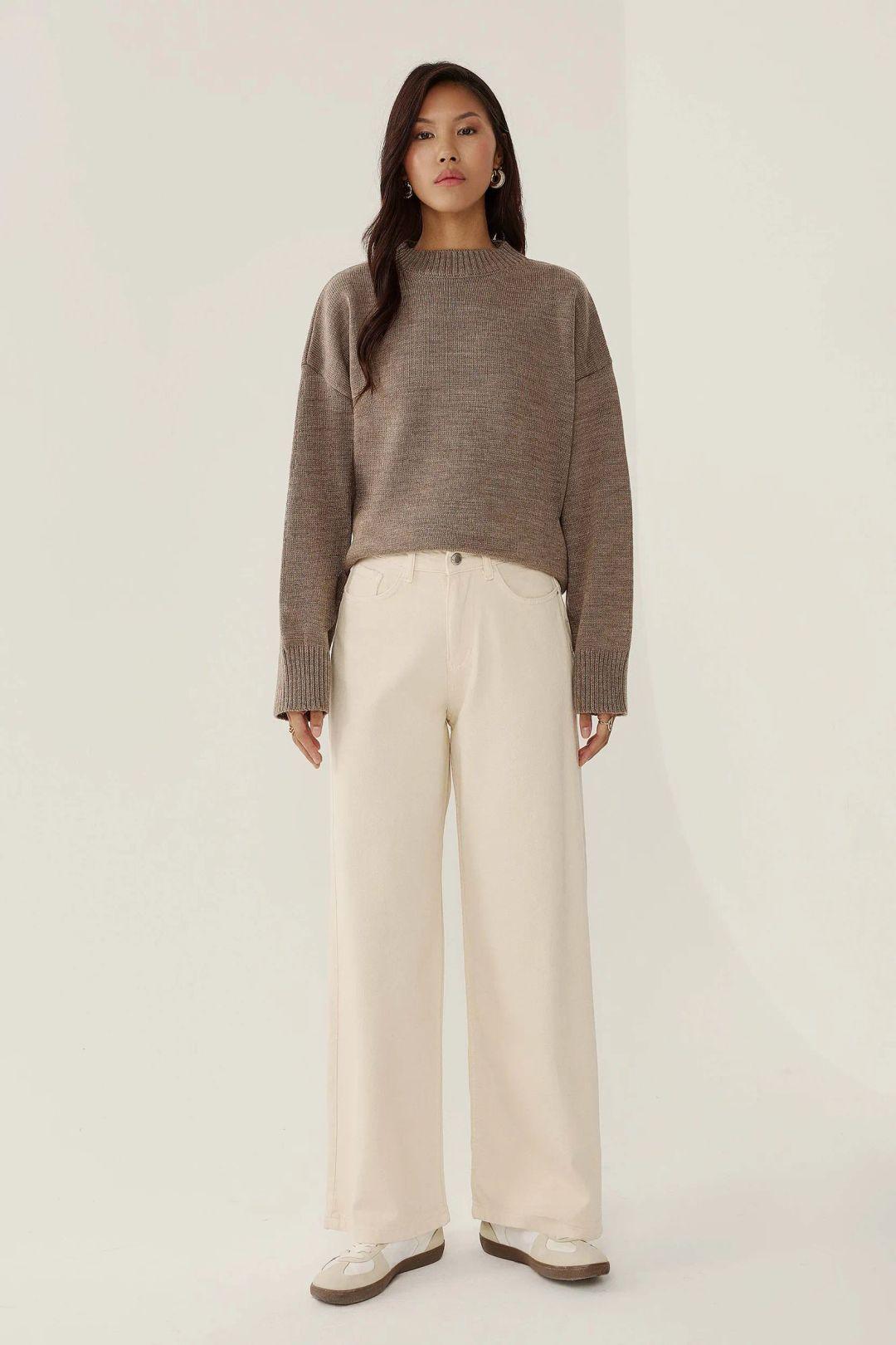 High Waist Wide Leg Jeans by HICCUP