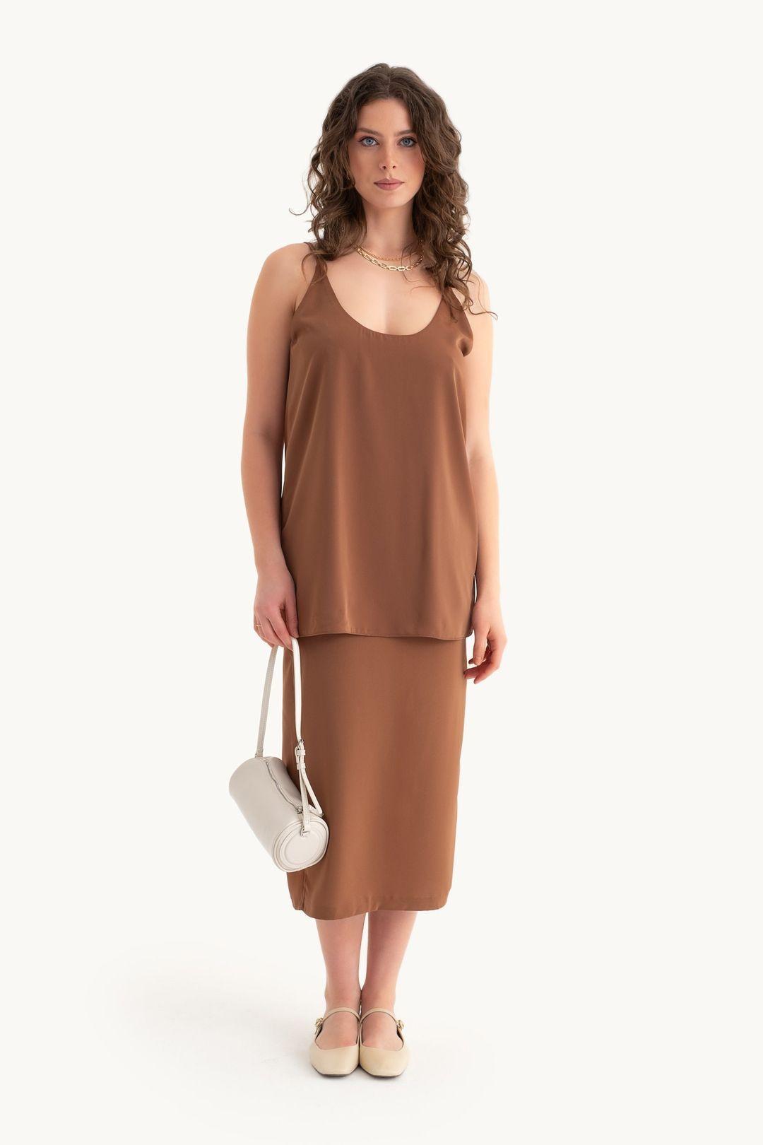 Mid Rise Midi Skirt by HICCUP