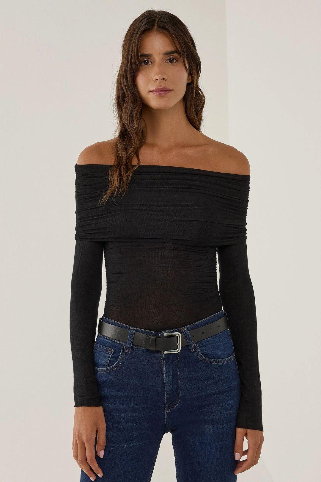Off Shoulder Knitted Blouse by HICCUP