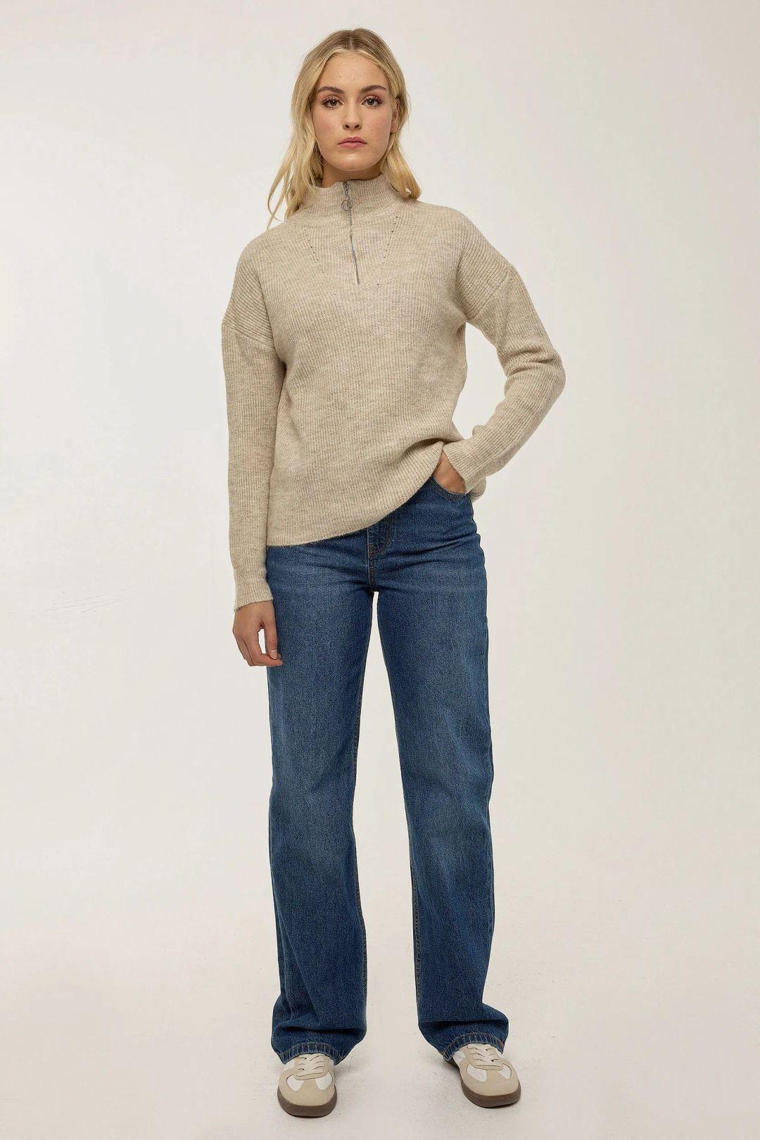 Oversized Zipper Collar Sweater by HICCUP