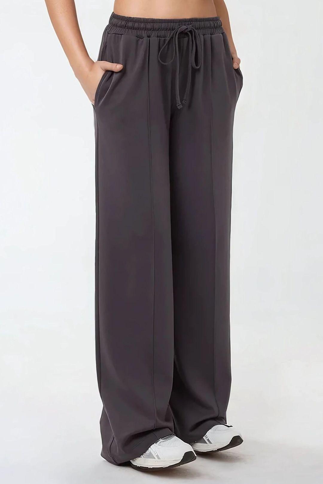 Relaxed Fit Wide Leg Sweatpants by HICCUP