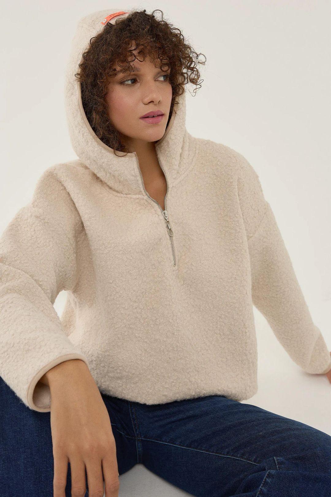 Sherpa Sweatshirt by HICCUP
