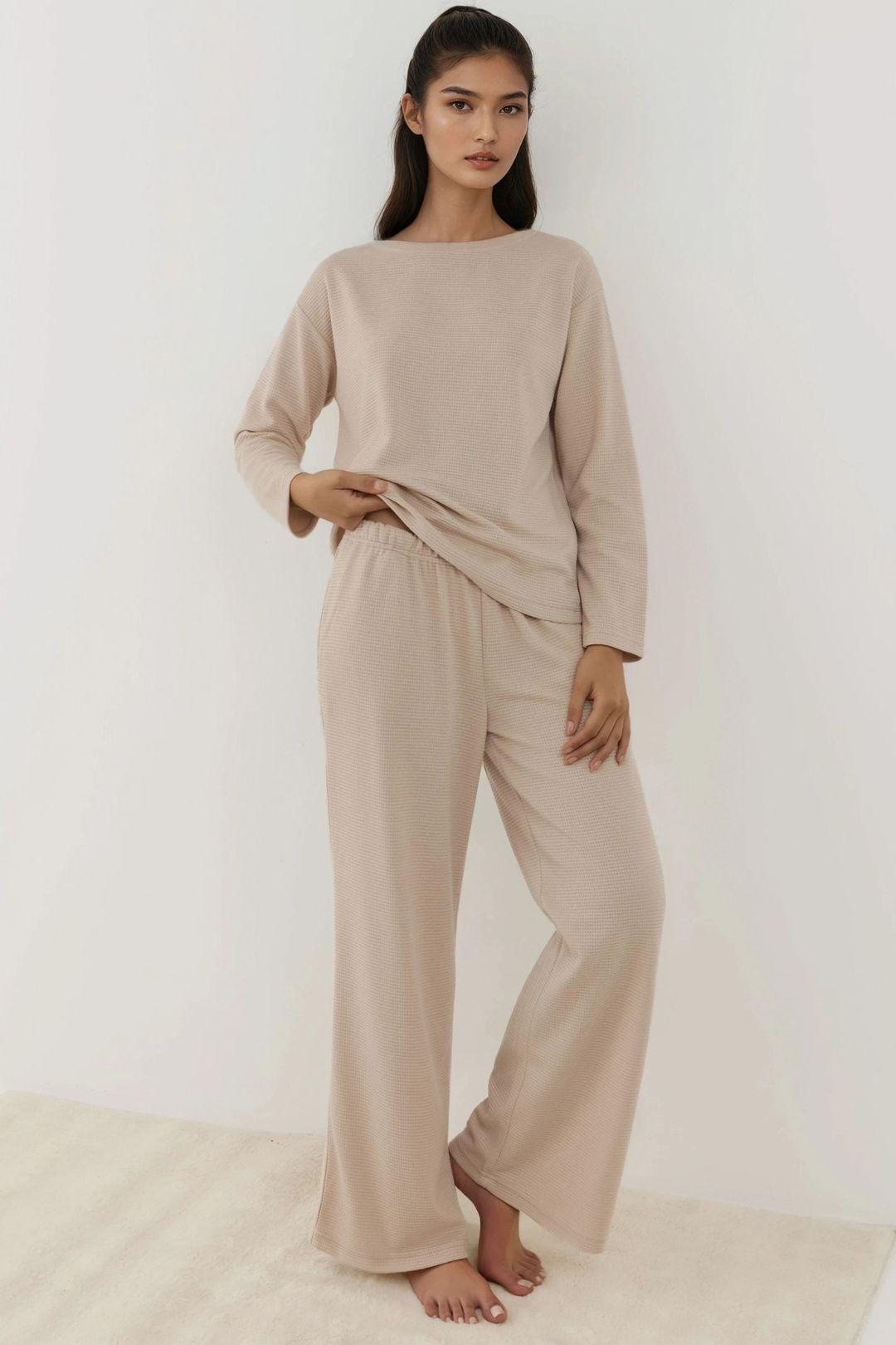 Soft Touch Textured Relax Fit Pajama Set by HICCUP