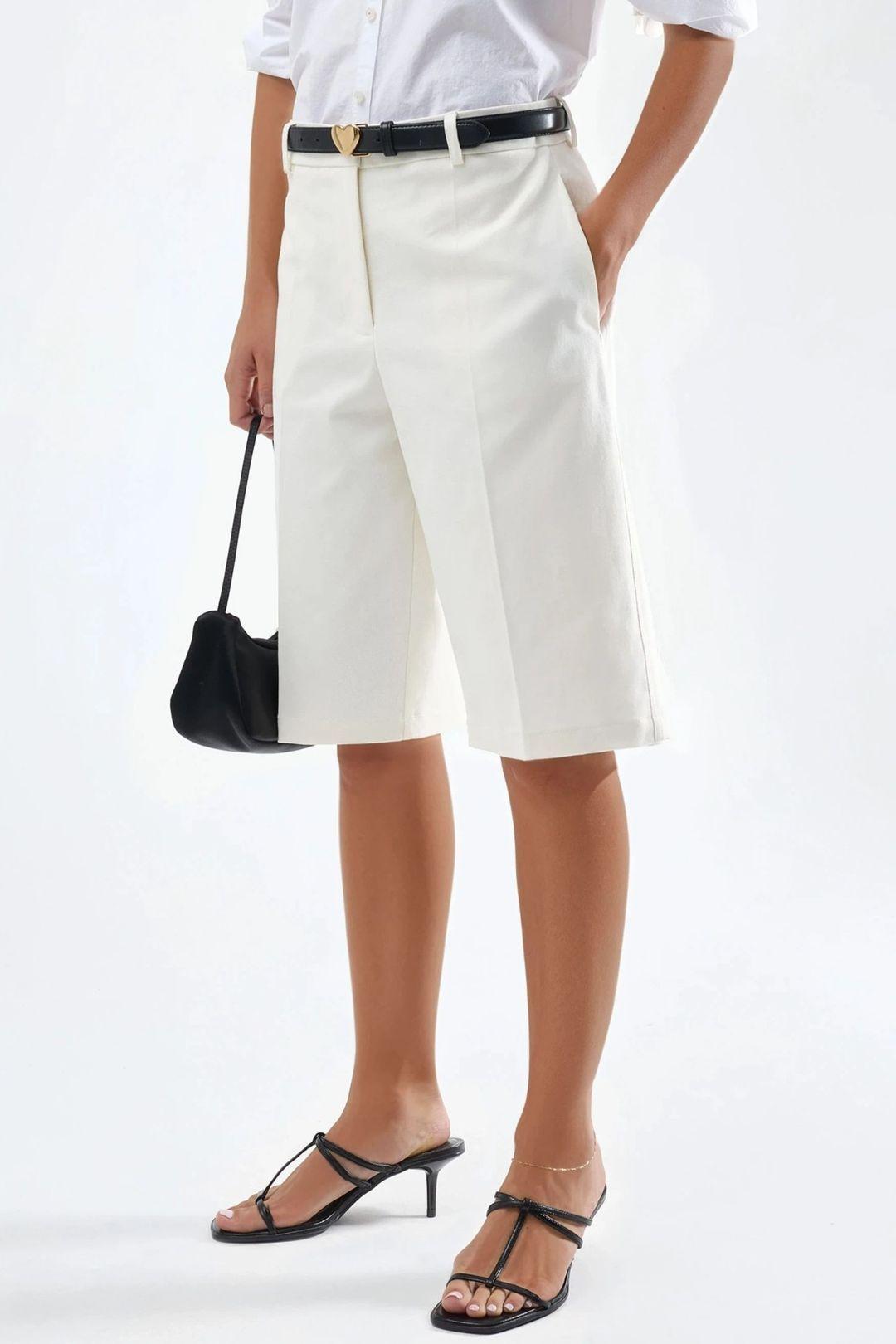 Straight Fit Bermuda Shorts (w/out Belt) by HICCUP