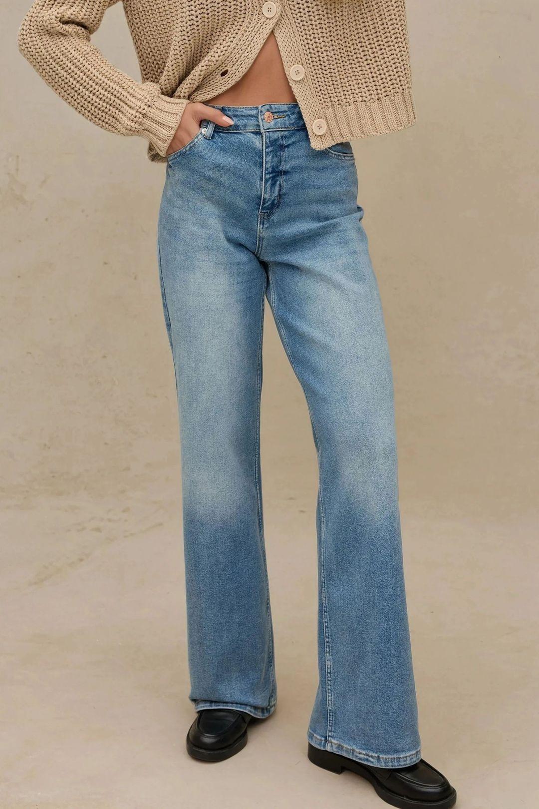 Wide Leg Comfort Denim Jeans by HICCUP