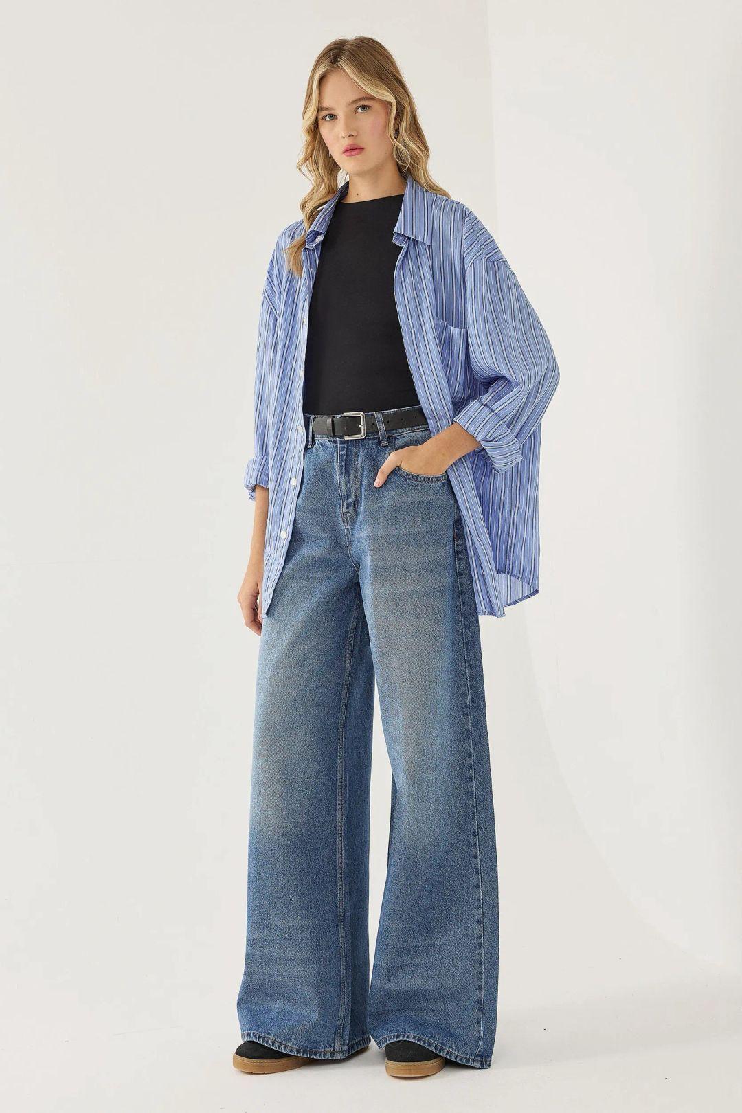 Wide Leg  Washed Effect Jeans by HICCUP