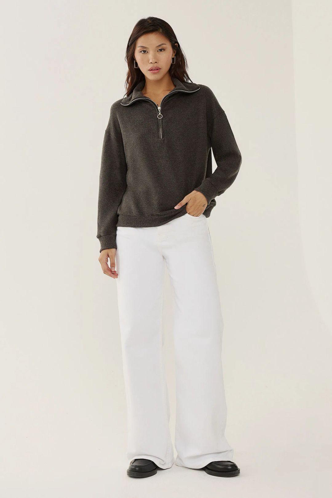 Zipper Collar Sweatshirt by HICCUP