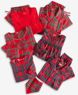 Brinkley Plaid Family Pajamas, Macy's Exclusive by HOLIDAY LANE