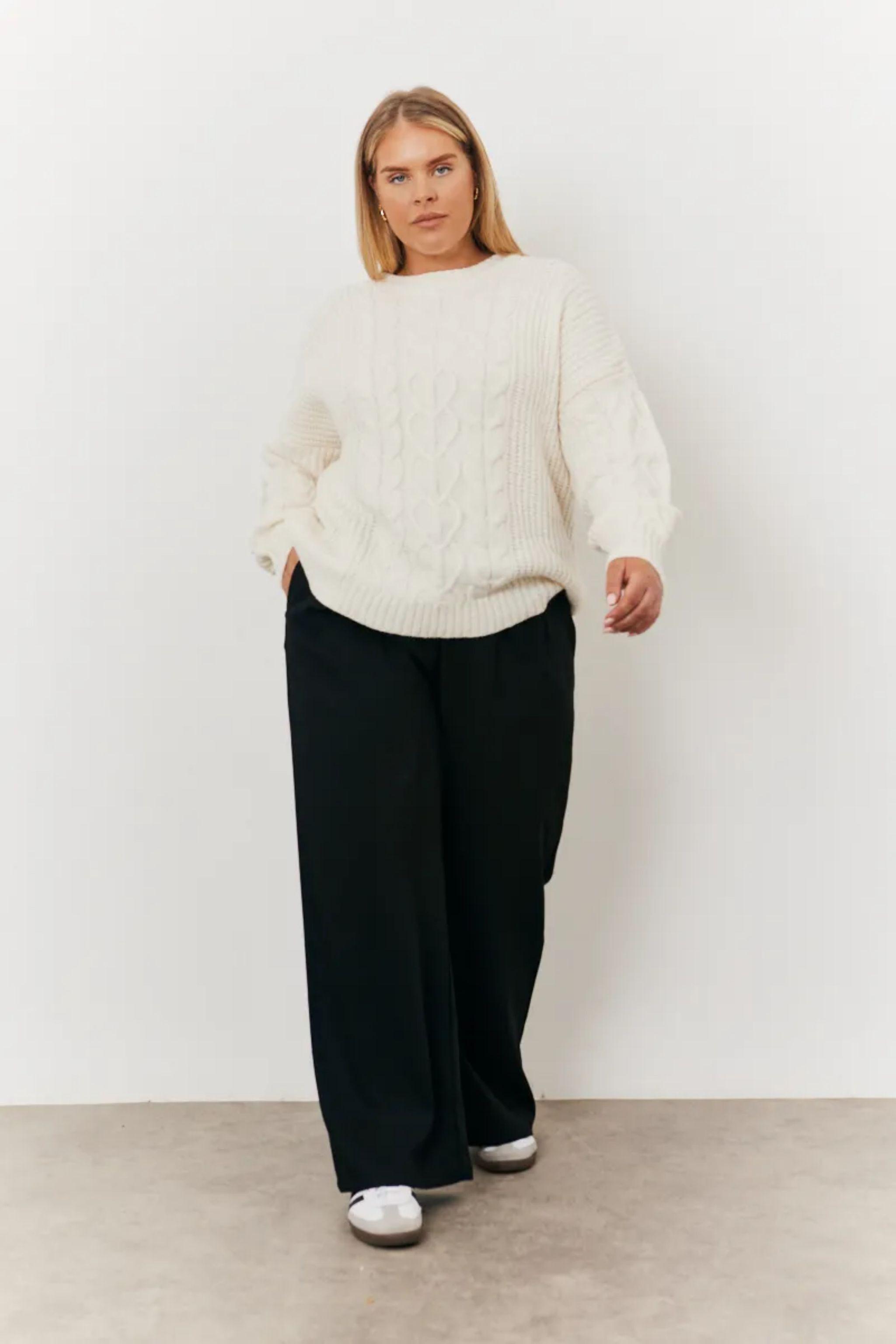 Petite Black Adjustable Wide Leg Trouser by IN THE STYLE