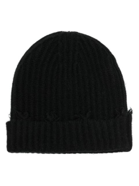 distressed ribbed-knit beanie by ISABEL BENENATO