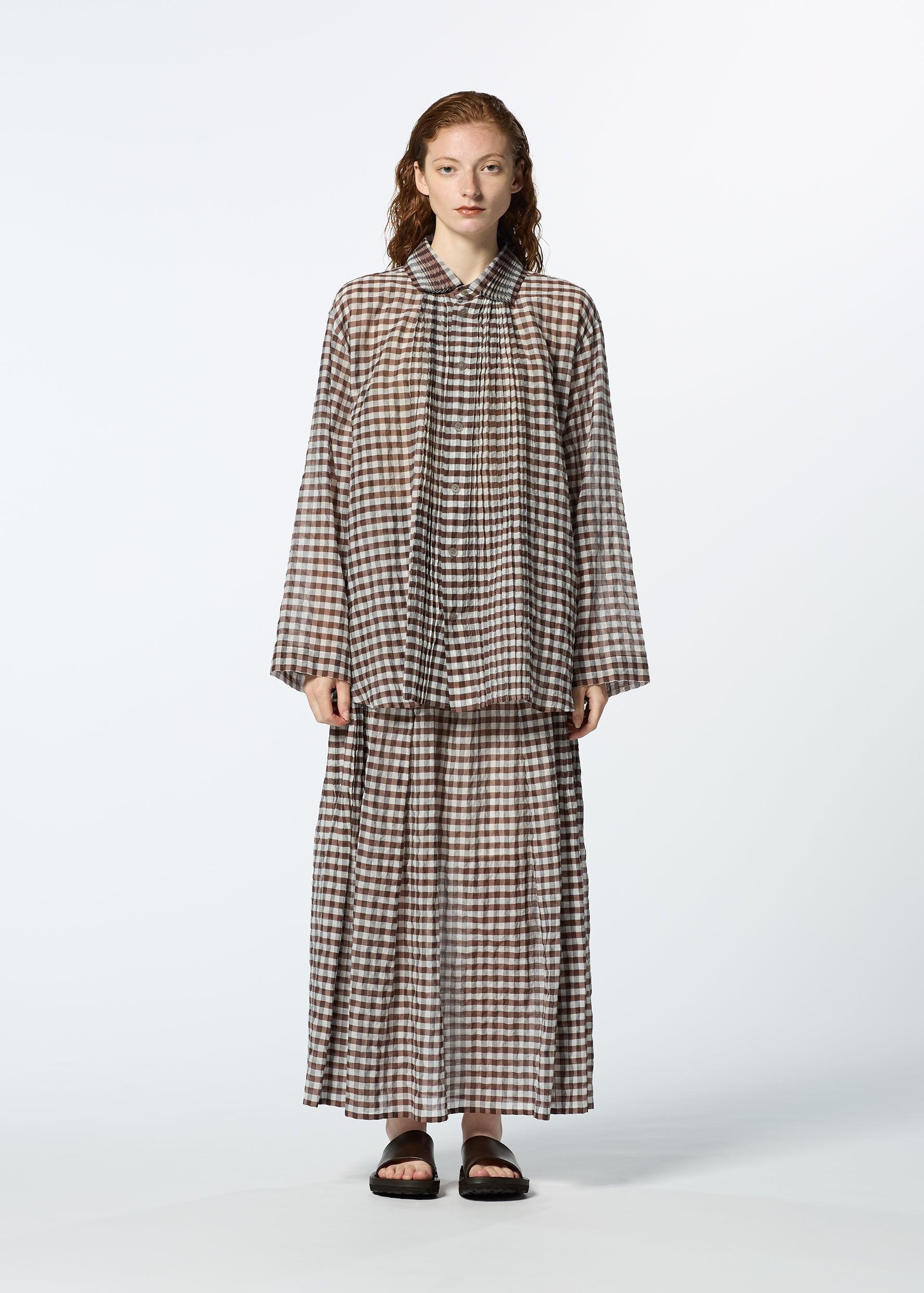 2 SIDE PINTUCKING by ISSEY MIYAKE