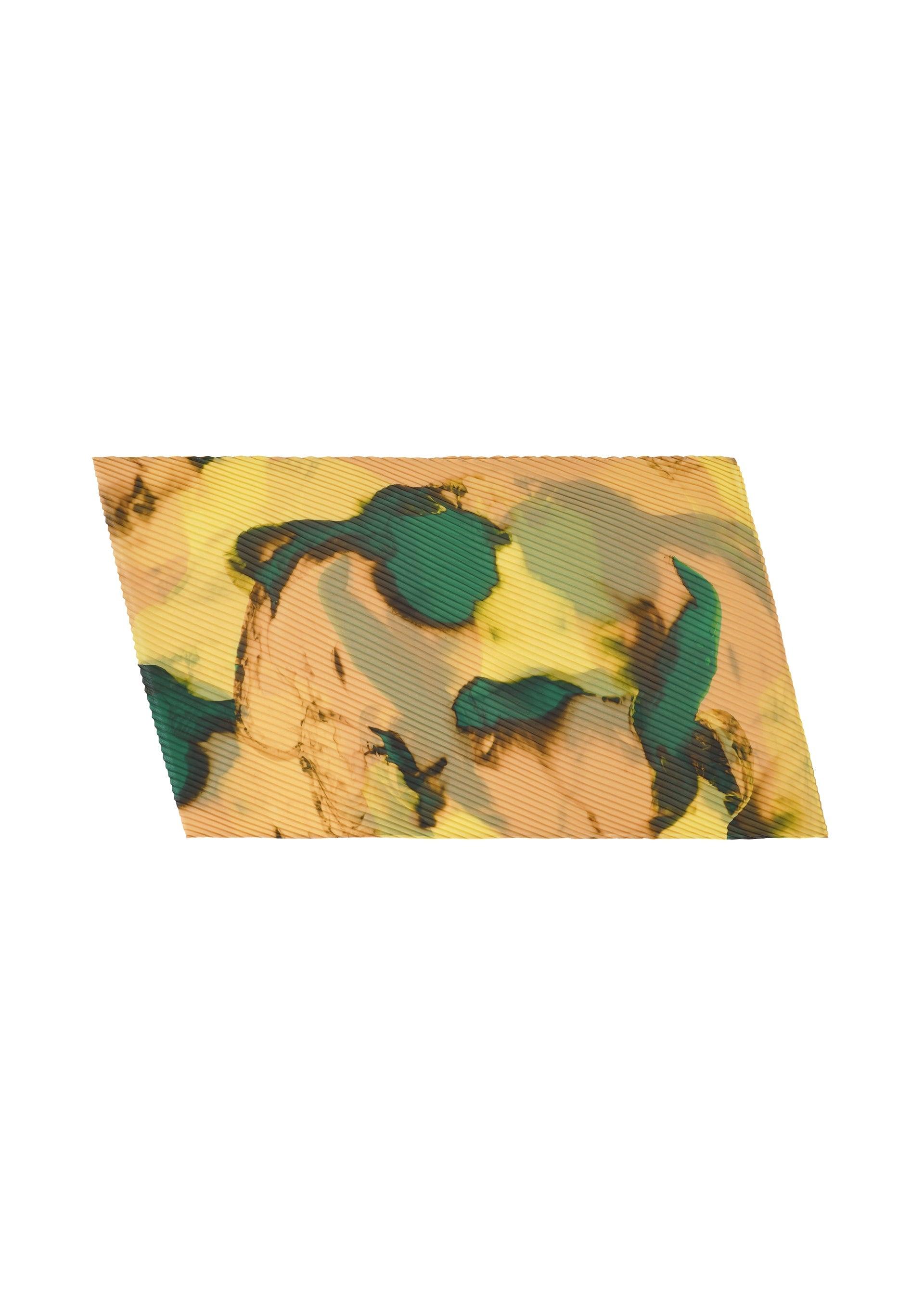 AGATE SCARF by ISSEY MIYAKE