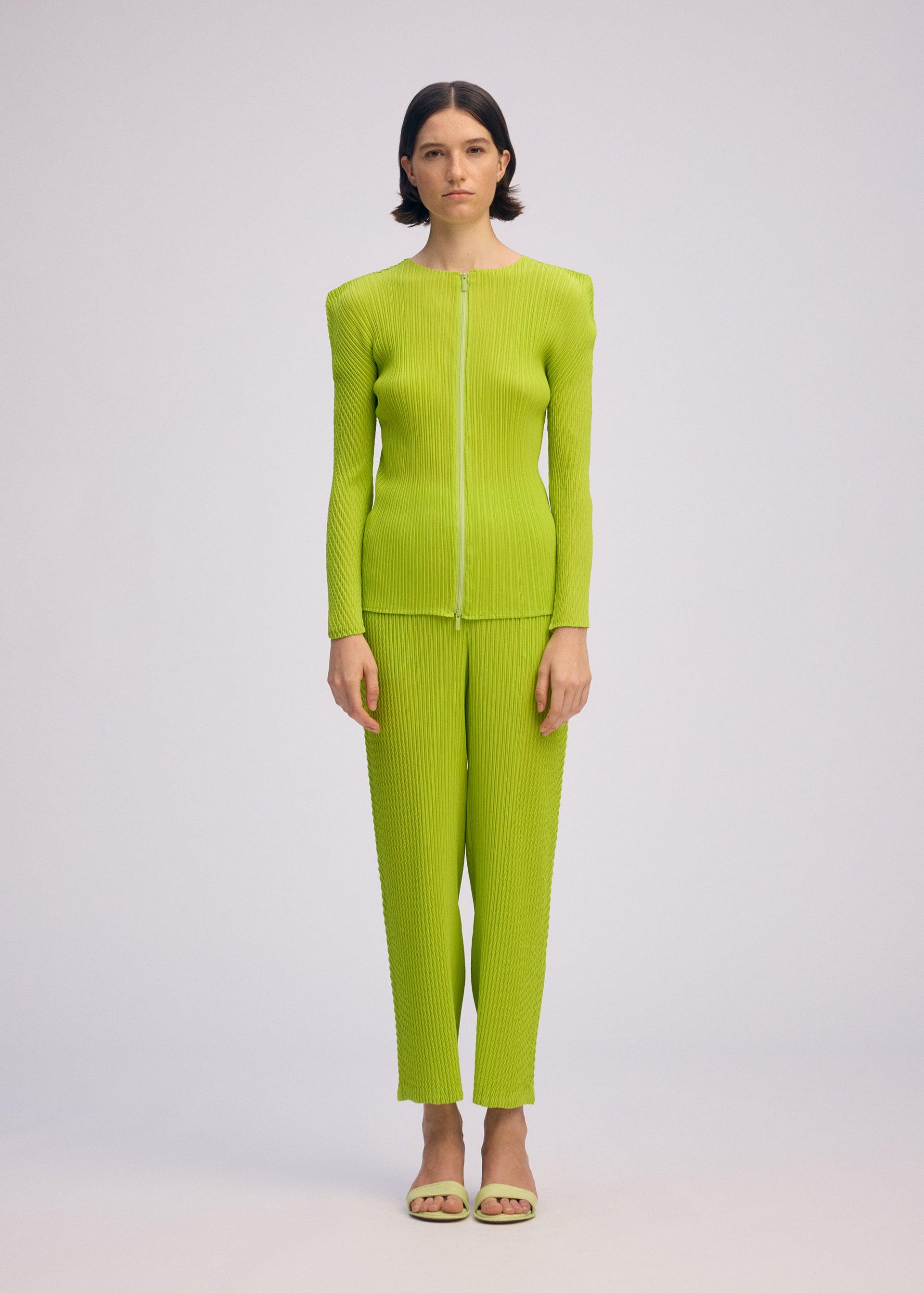 BOX SHOULDER PLEATS by ISSEY MIYAKE