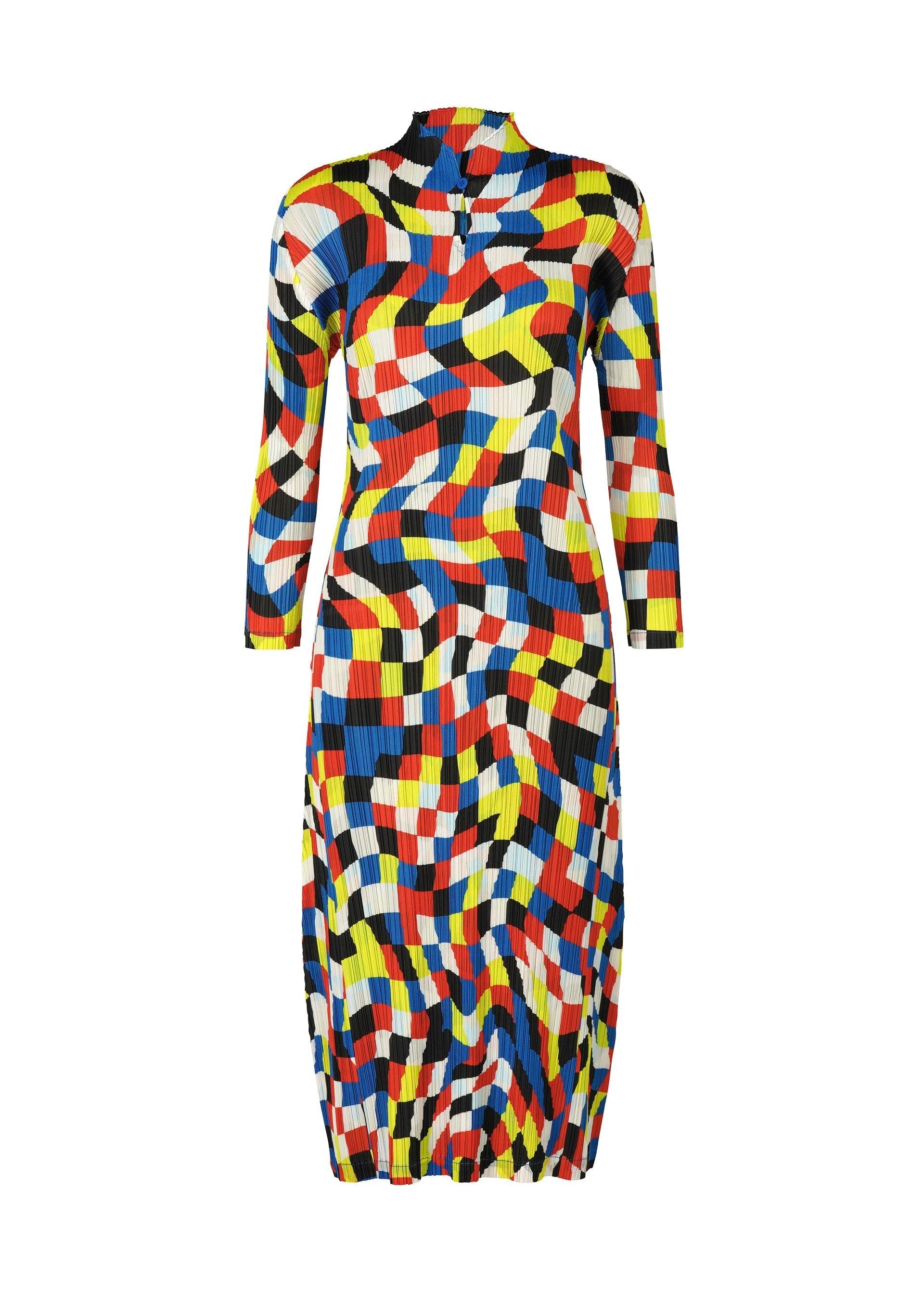 DANCING SQUARE by ISSEY MIYAKE